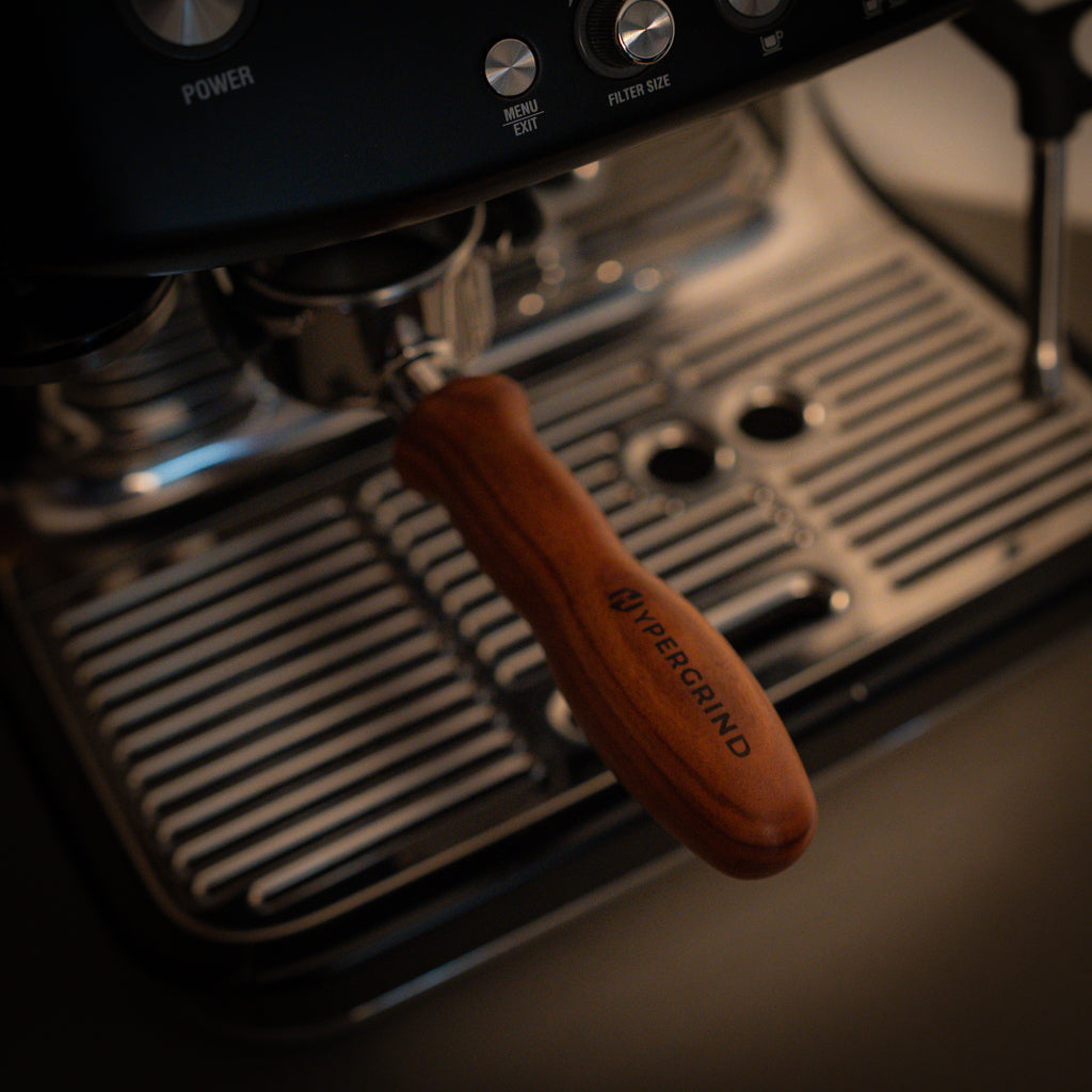 Breville 54mm Bottomless Portafilter (Rosewood) Ergonomic in Breville Barista Pro